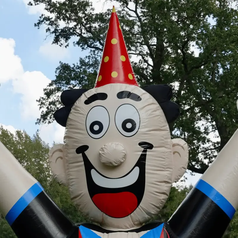 Abraham opblaaspop te huur in Ruinerwold bij Berend Verhuur