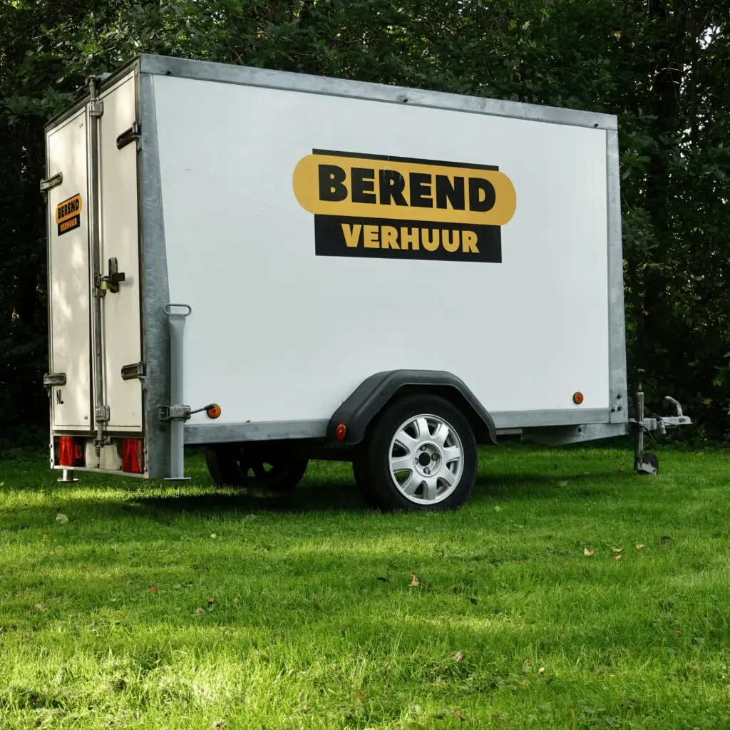 Gesloten aanhanger te huur in Ruinerwold bij Berend Verhuur