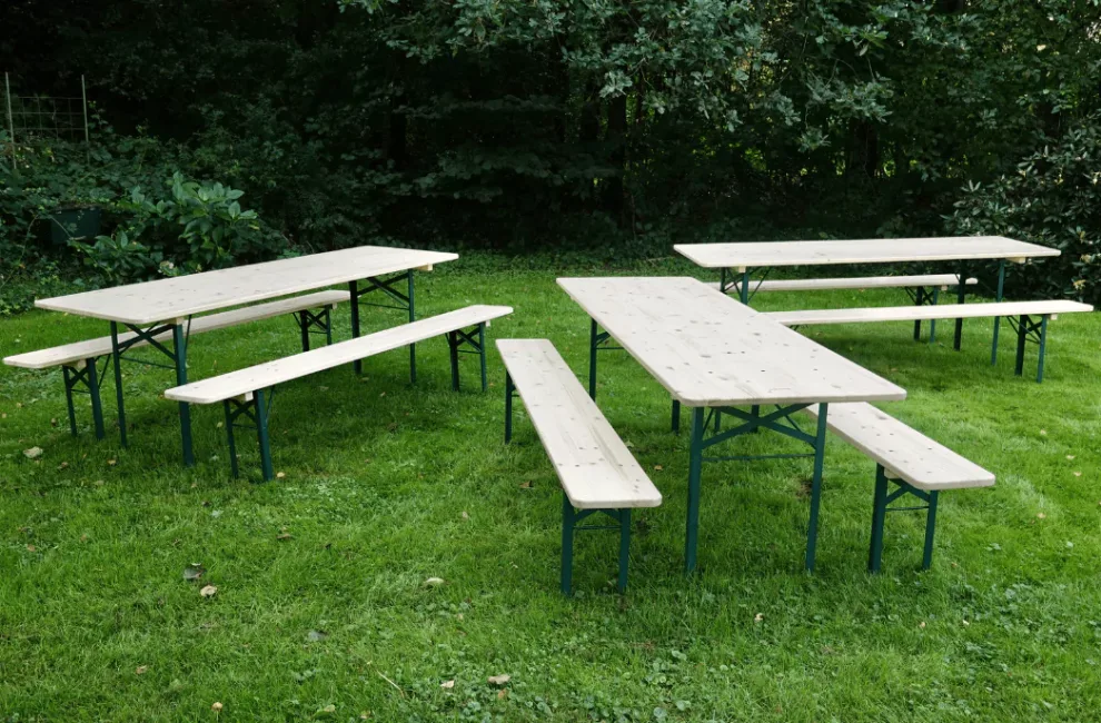 Berend Verhuur Verhuur van feestartikelen in Ruinerwold voor de omgeving Drenthe Overijssel Groningen en Friesland Feestartikelen te huur